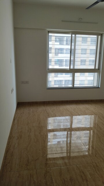 Room in 2 BHK Apartment at VTP Leonara, Mahalunge – for Rent