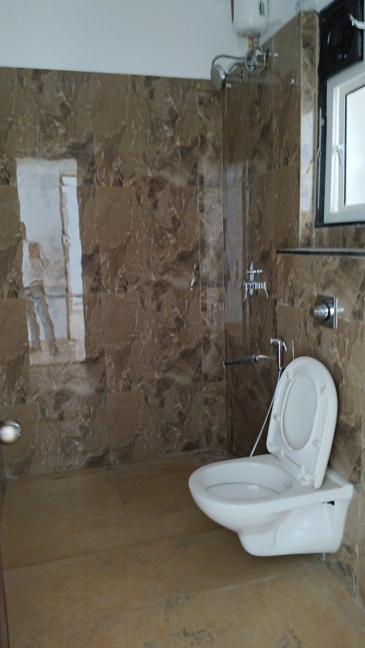 Bathroom, vtp-leonara 2 Bedroom 800 Sq.Ft. Apartment In Mahalunge Pune 8894658