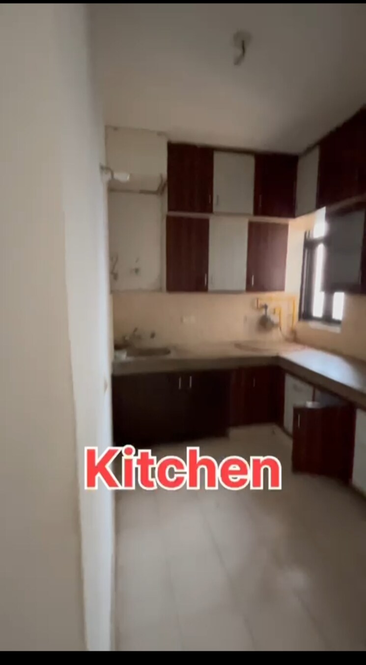 Kitchen, emenox-brave-hearts 3 Bedroom 1480 Sq.Ft. Apartment In Raj Nagar Extension Ghaziabad 8894676
