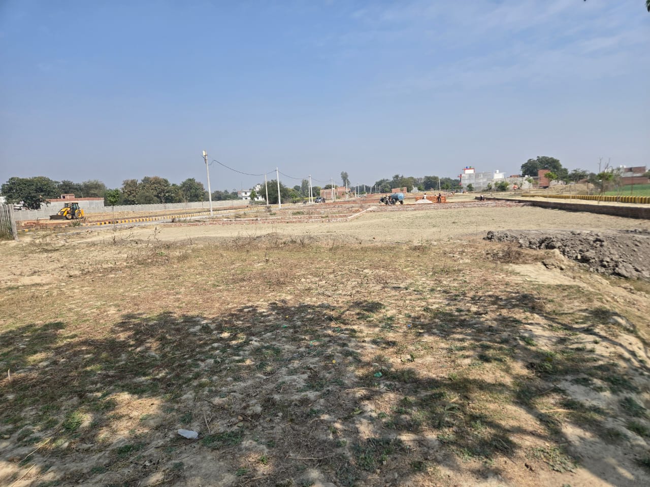 Plot For Sale in Kanha Upwan 
