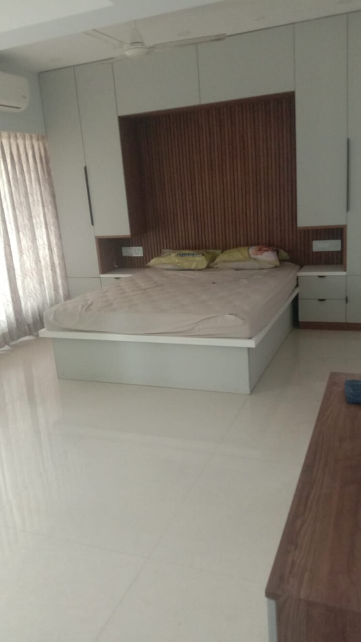 Bathroom, gurukrupa-marina-enclave 2 Bedroom 741 Sq.Ft. Apartment In Malad West Mumbai 8894671