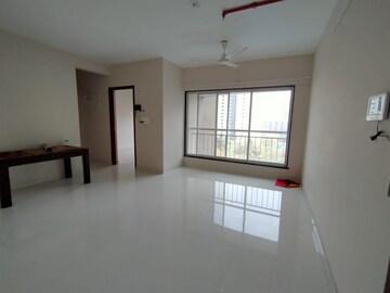 2 BHK Apartment For Rent in Royal Oasis, Malad West