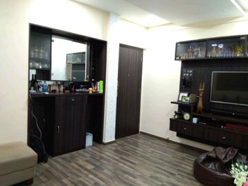 Parking in 2 BHK Apartment at Unnati Woods CHS, Kasarvadavali – for Rent