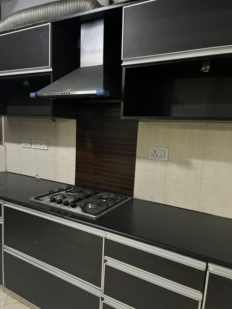 Kitchen, sector 47 3 Bedroom 250 Sq.Yd. Builder Floor In Sector 47 Gurgaon 8894769