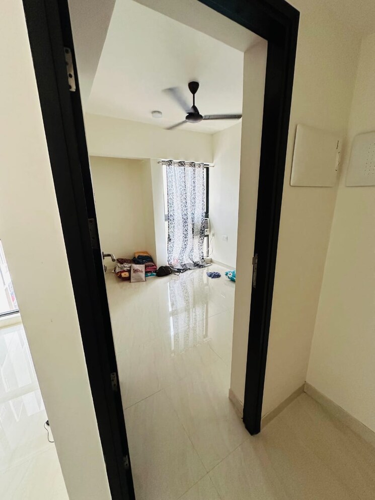 Room, lodha-crown-quality-homes 1 Bedroom 317 Sq.Ft. Apartment In Majiwada Thane 8894768