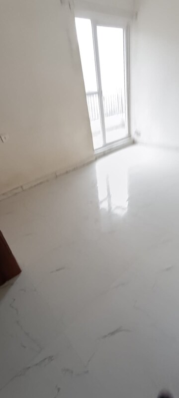 Room in 2.5 BHK Apartment at Pivotal Riddhi Siddhi, Sector 99 – for Rent
