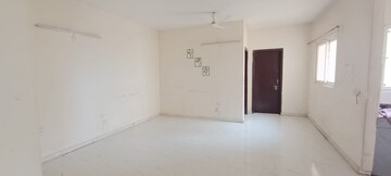 Room in 2.5 BHK Apartment at Pivotal Riddhi Siddhi, Sector 99 – for Rent