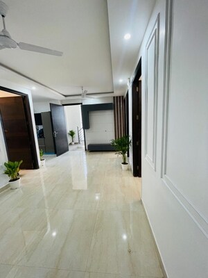 6+ BHK Independent House For Sale in Sector 57