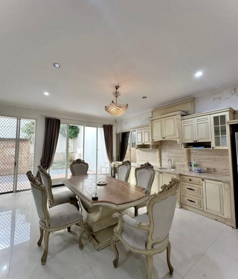 Living Room, sector 35 2.5 Bedroom 2250 Sq.Ft. Builder Floor In Sector 35 Faridabad 8894806