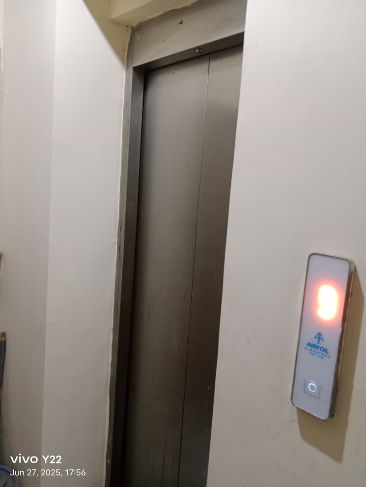 undefined, laxmi nagar 3 Bedroom 1000 Sq.Ft. Independent House In Laxmi Nagar Delhi 8894819