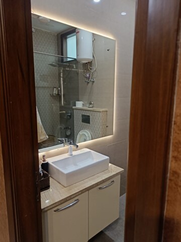 Bathroom in 1 BHK Builder Floor at Shalimar Bagh – for Rent