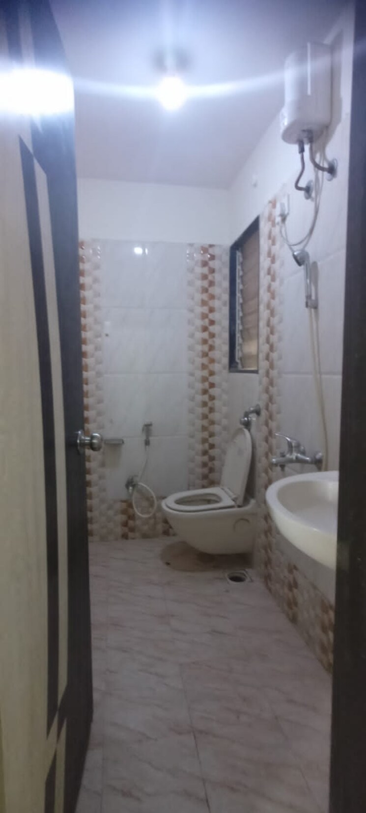 Bathroom, silicon-park 1 Bedroom 450 Sq.Ft. Apartment In Malad West Mumbai 8894815