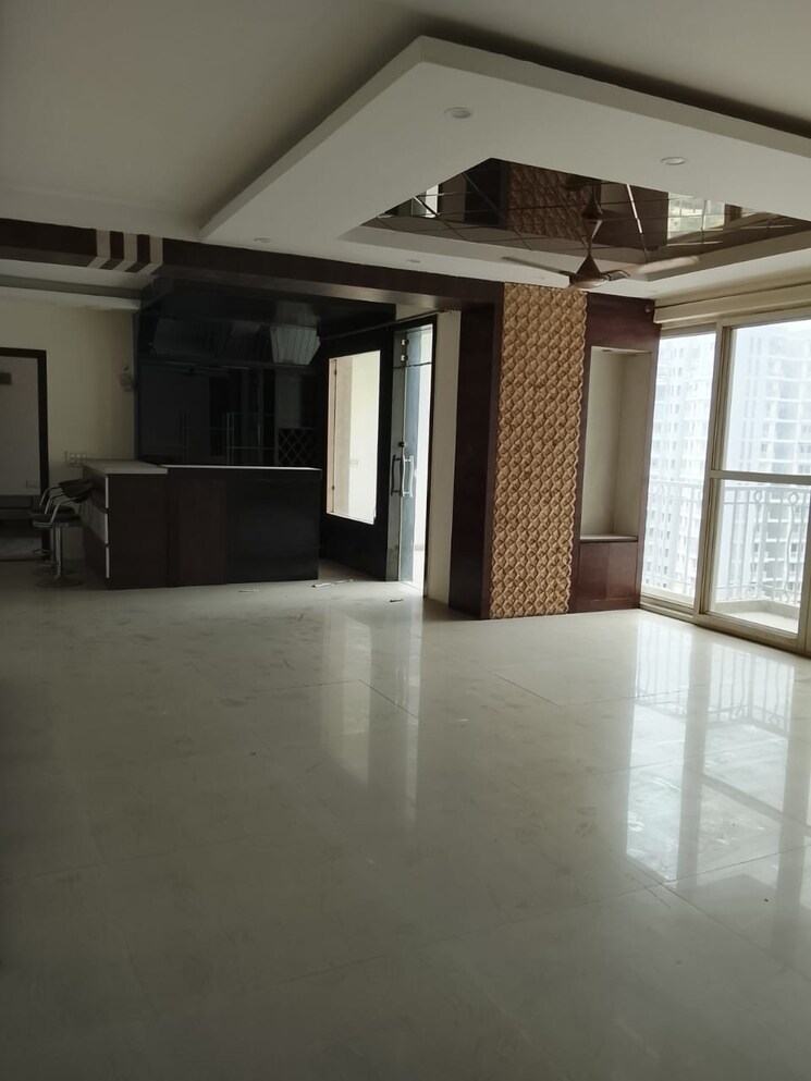 Room, prateek-grand-city 2.5 Bedroom 1155 Sq.Ft. Apartment In Siddharth Vihar Ghaziabad 8894907