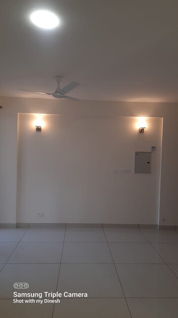 Room in 3 BHK Apartment at Allwin El Spazia, Sanauli – for Rent