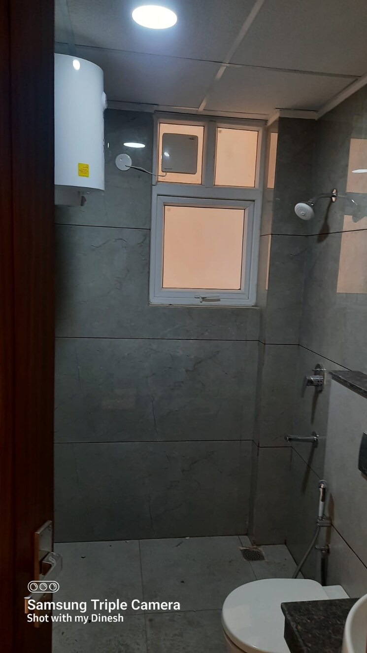Bathroom, allwin-el-spazia 3 Bedroom 2225 Sq.Ft. Apartment In Sanauli Zirakpur 8894855