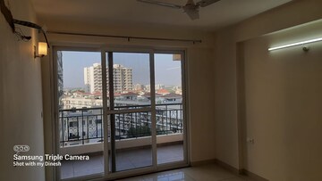 Room in 3 BHK Apartment at Allwin El Spazia, Sanauli – for Rent