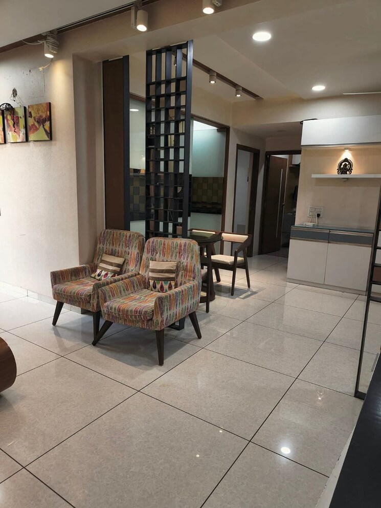 Living Room, thaltej 3 Bedroom 1800 Sq.Ft. Apartment In Thaltej Ahmedabad 8894933