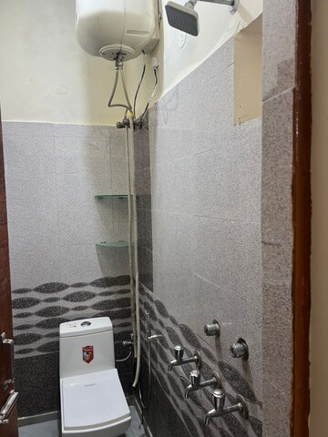 Attached Bathroom in 1.5 BHK Builder Floor at Sector 52 – for Rent