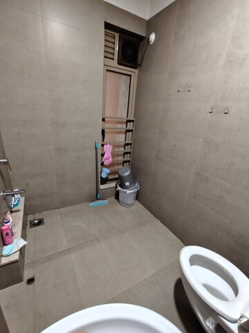 Bathroom in 2.5 BHK Apartment at Sheth Vasant Oasis, Andheri East – for Rent