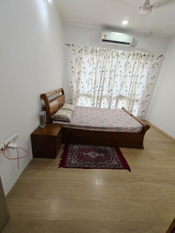 Living Room in 2.5 BHK Apartment at Sheth Vasant Oasis, Andheri East – for Rent