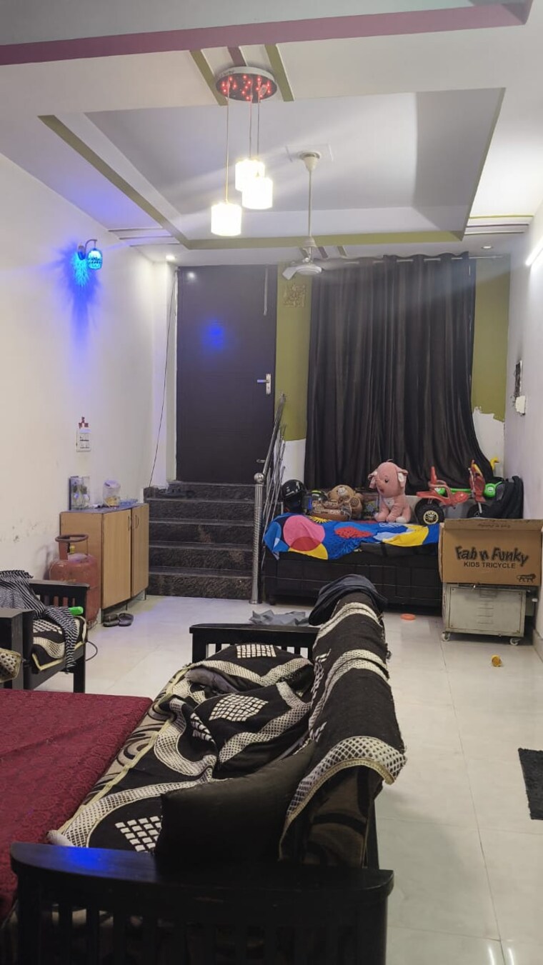 Bedroom, green fields colony 2 Bedroom 100 Sq.Yd. Builder Floor In Green Fields Colony Faridabad 8894968