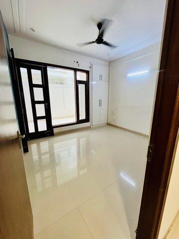Room in 3 BHK Builder Floor at Urban Vatika, Dhakoli – for Rent