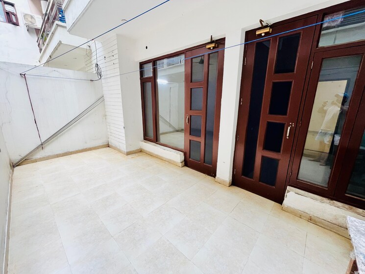 Room, urban-vatika 3 Bedroom 1200 Sq.Ft. Builder Floor In Dhakoli Zirakpur 8895006