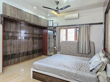 Bedroom in 5 BHK Villa at Vidyaranyapura – for Sale