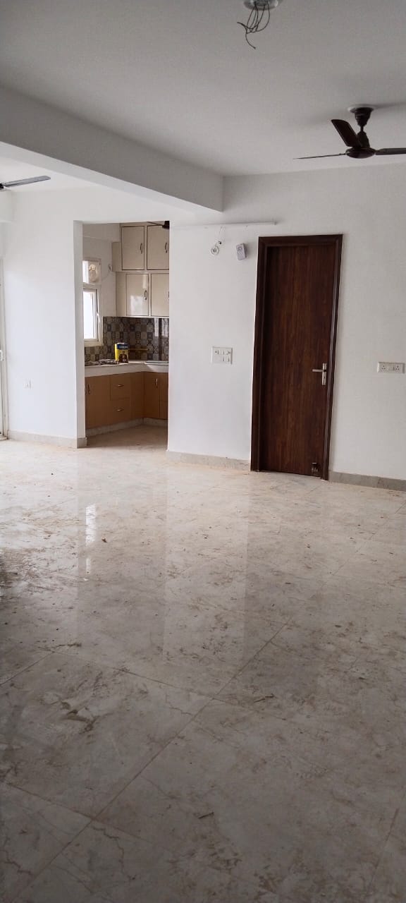 4 BHK 2590 Sq.Ft. Builder Floor in Uninav Bliss
