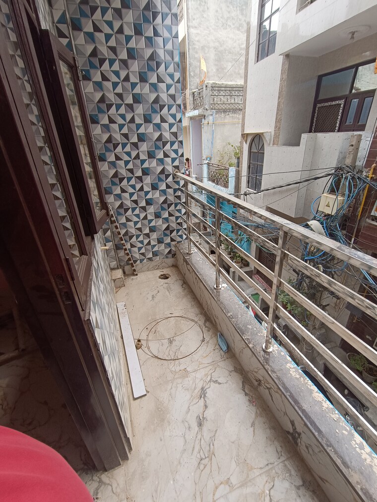 Balcony, kamalpur 2 Bedroom 450 Sq.Ft. Builder Floor In Kamalpur Delhi 8895076