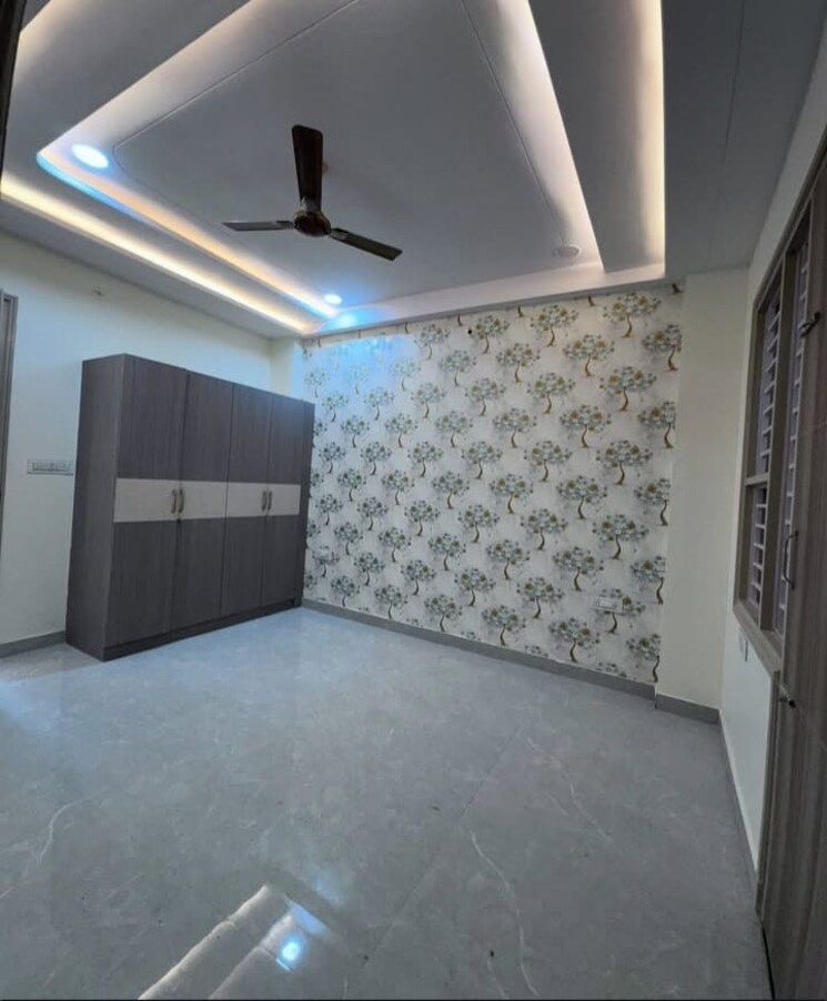 Bedroom, sector 30 4 Bedroom 3195 Sq.Ft. Builder Floor In Sector 30 Faridabad 8895058