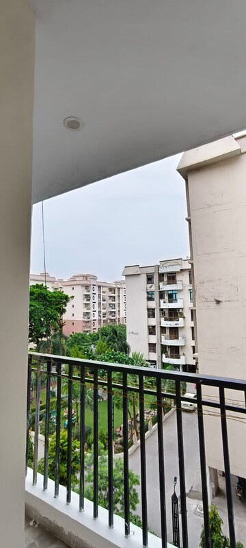 2 BHK Apartment For Sale in Paradigm Business Hermitage Park, Dhakoli