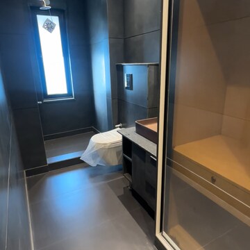 Bathroom in 3.5 BHK Builder Floor at New Rajinder Nagar – for Sale