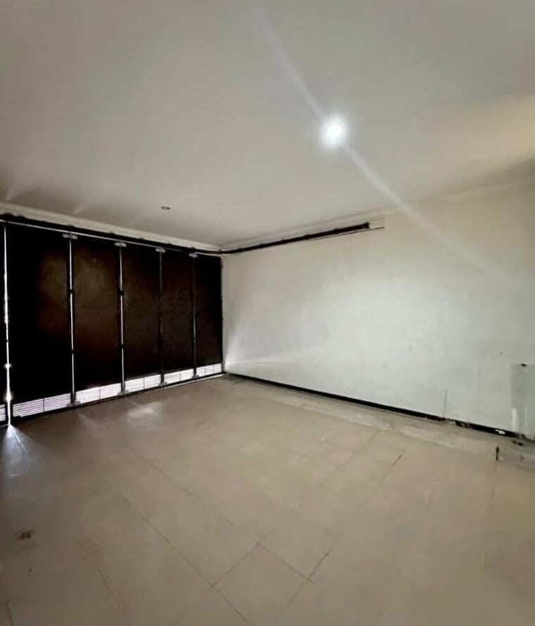 Room, sector 35 2.5 Bedroom 3150 Sq.Ft. Builder Floor In Sector 35 Faridabad 8895062