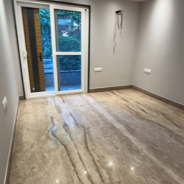 Room in 3.5 BHK Builder Floor at New Rajinder Nagar – for Sale