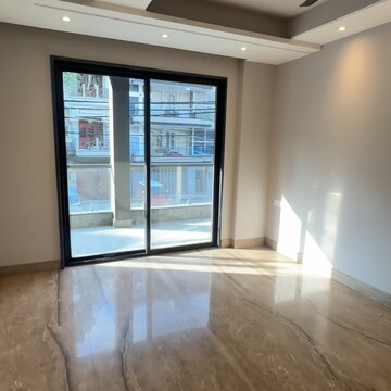Room in 3.5 BHK Builder Floor at New Rajinder Nagar – for Sale