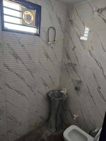 Bathroom in 2 BHK Apartment at Wave Dream Homes, Wave City – for Rent