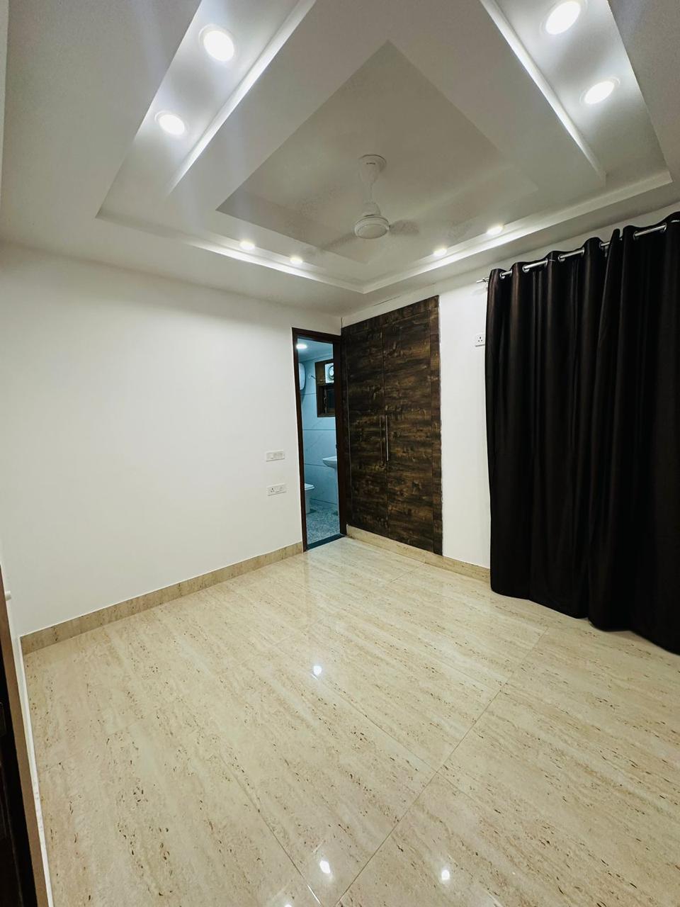2 BHK Builder Floor For Rent in Defence Colony