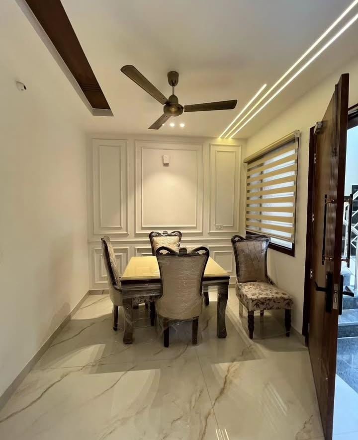 3 BHK + Pooja Room Builder Floor For Rent in Builder Floor