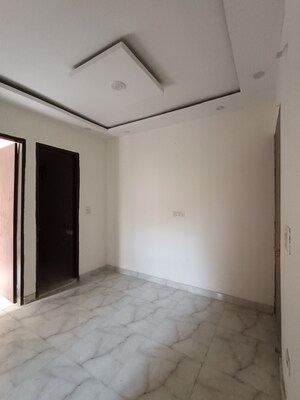 Room in 2 BHK Builder Floor at Kamalpur – for Sale