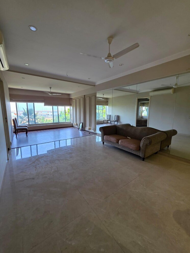 Living Room, lodha-world-one 3 Bedroom 1736 Sq.Ft. Apartment In Worli Mumbai 8895110