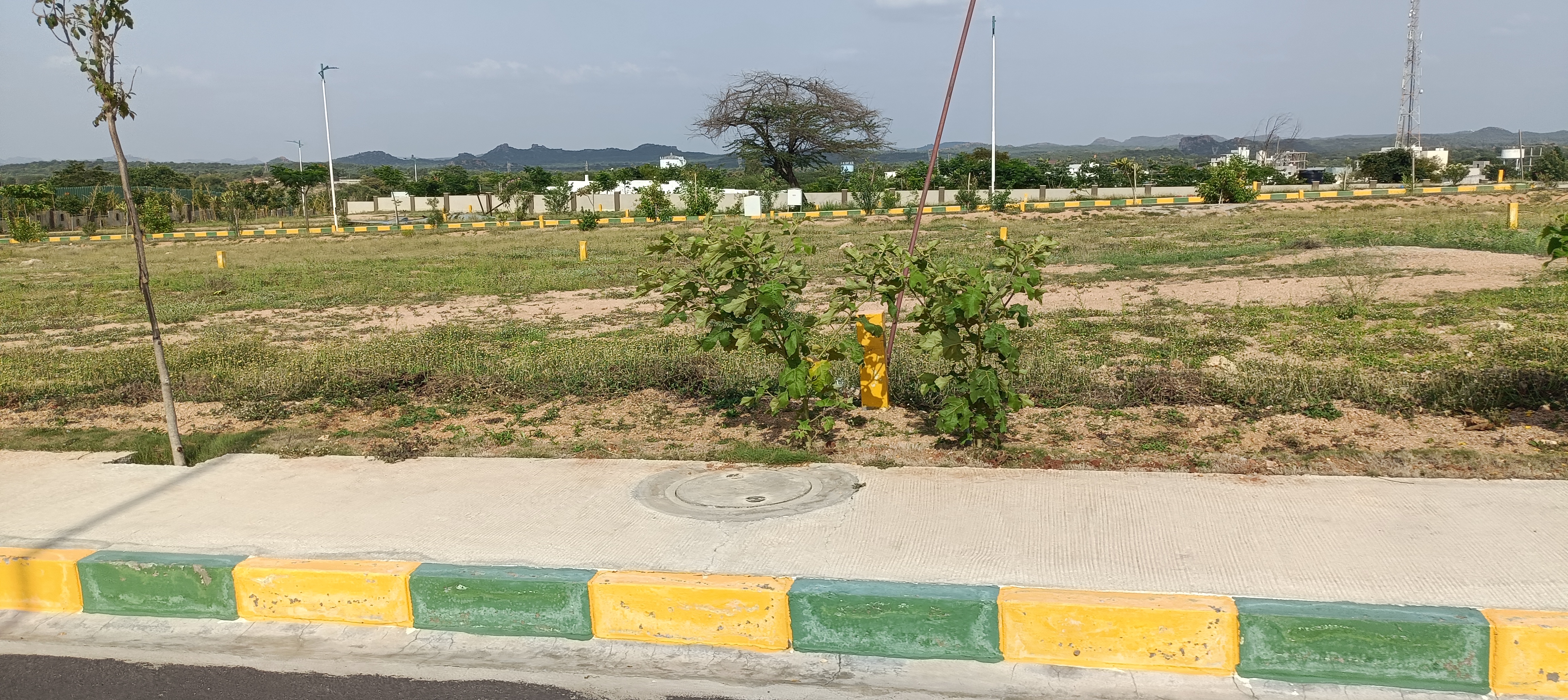 Plot For Sale in SR Sree City