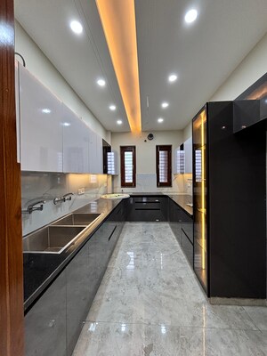 Building Lobby in 4 BHK Builder Floor at Sector 76 – for Sale