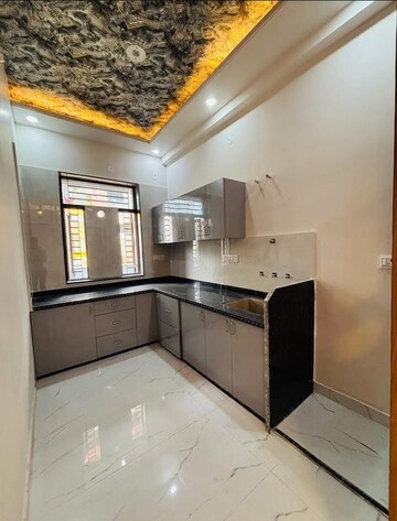 Kitchen in 3 BHK Builder Floor at Sector 38 – for Sale