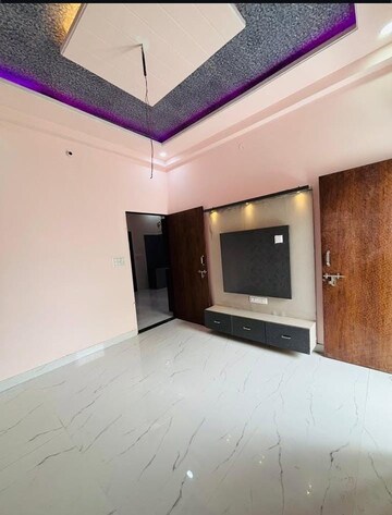 Bedroom in 3 BHK Builder Floor at Sector 38 – for Sale