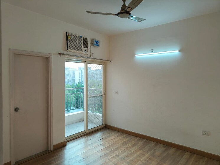 Room, puri-aman-vilas 3 Bedroom 267 Sq.Ft. Builder Floor In Sector 89 Faridabad 8895198