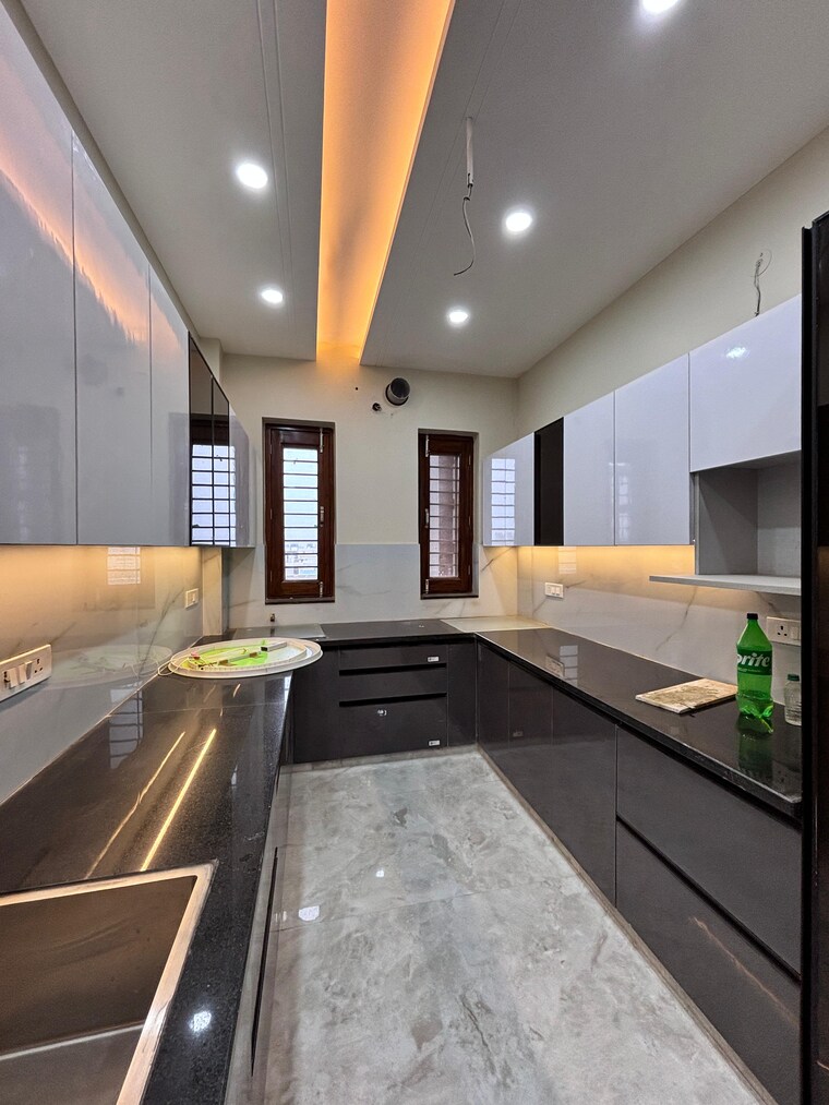 Kitchen, sector 76 4 Bedroom 250 Sq.Yd. Builder Floor In Sector 76 Faridabad 8895191