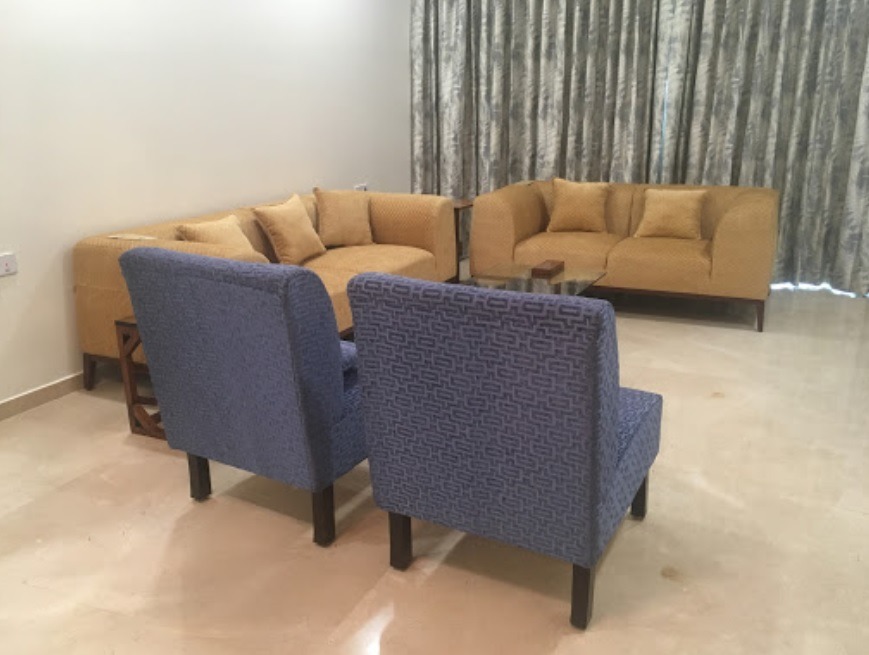 5 BHK + Servant Room Apartment For Rent in K Raheja Vivarea
