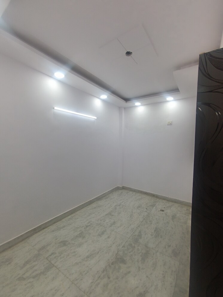 Room, govindpuri 3 Bedroom 850 Sq.Ft. Builder Floor In Govindpuri Delhi 8895218