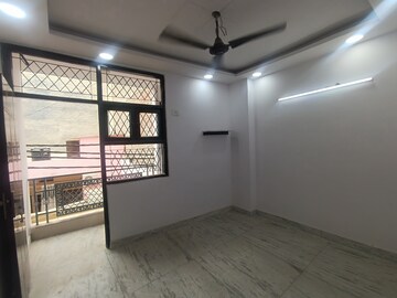 Room in 3 BHK Builder Floor at Govindpuri – for Sale